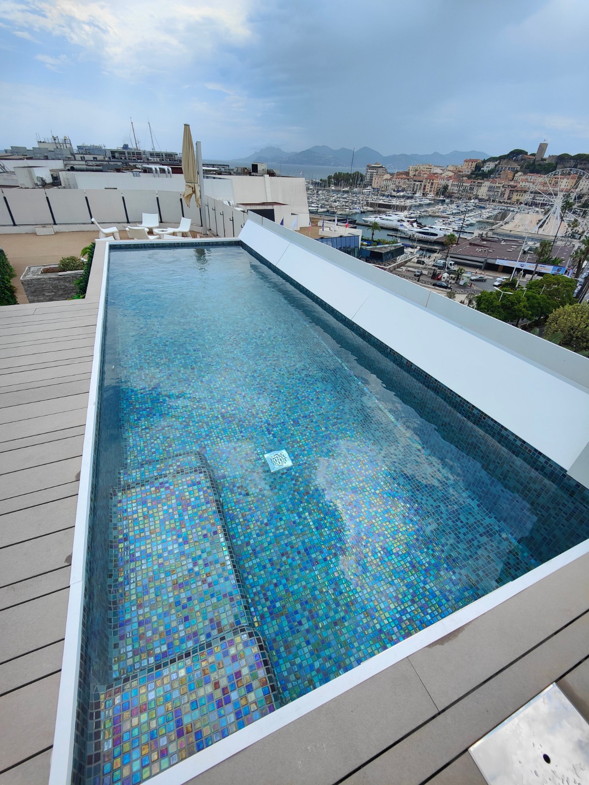 Piscine sur le toit
